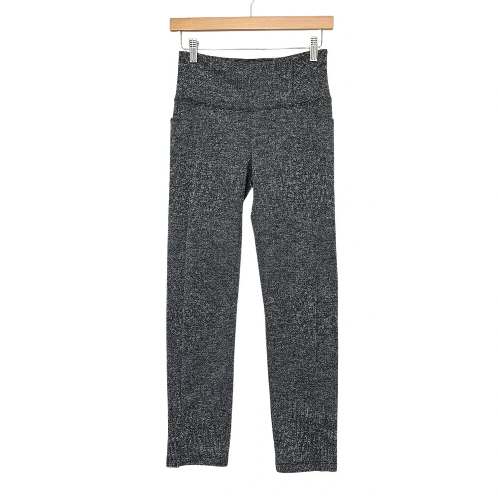Athleta Women Black Speckled High Rise Capri Leggings Pants Size XS - Picture 1 of 10